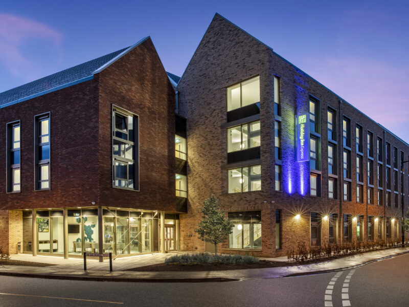 Holiday Inn Express Cambridge West - Cambourne