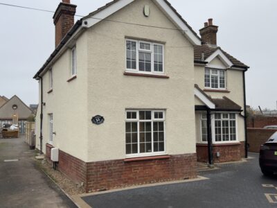 Large 4 bedroom house