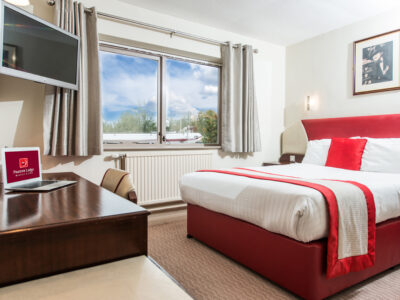 PEARTREE LODGE WATERSIDE