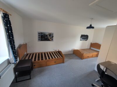 4 bedroom link-detached house for rent