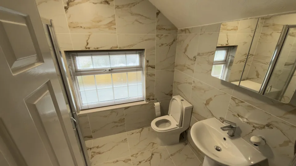 Large 4 bedroom house