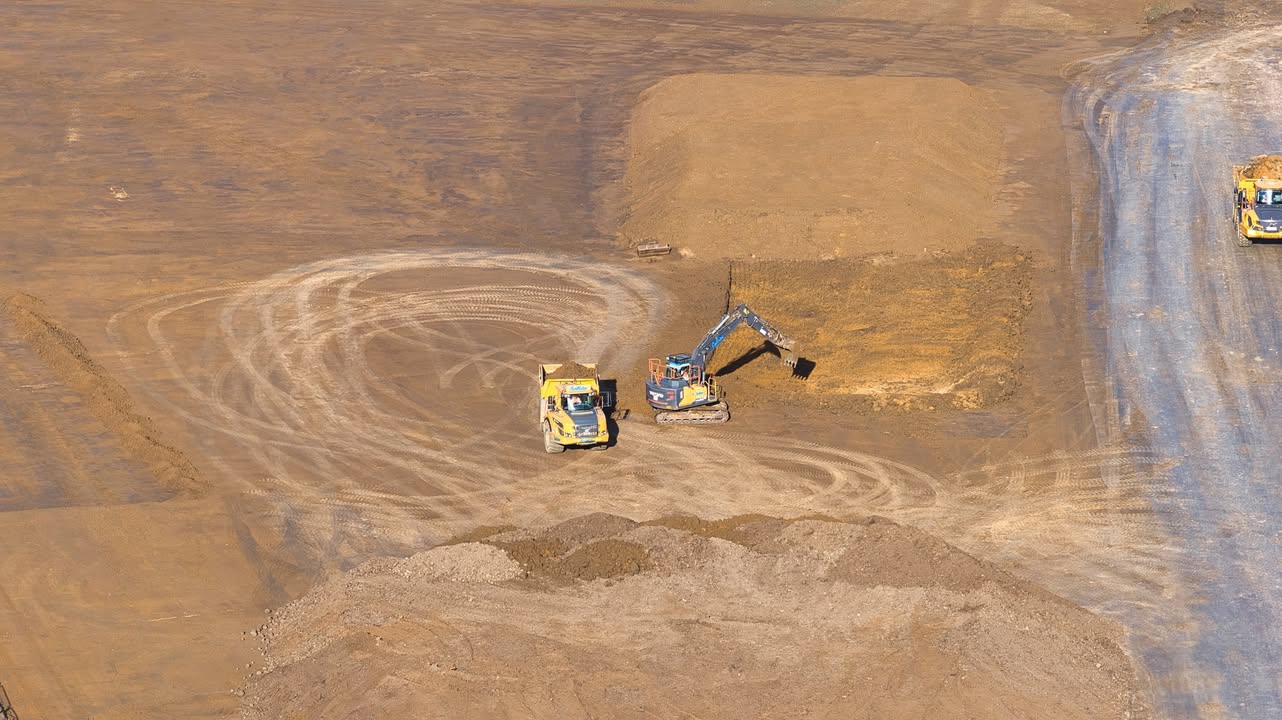 Soil moved from Lake Zone to Core Zone at Universal UK Resort