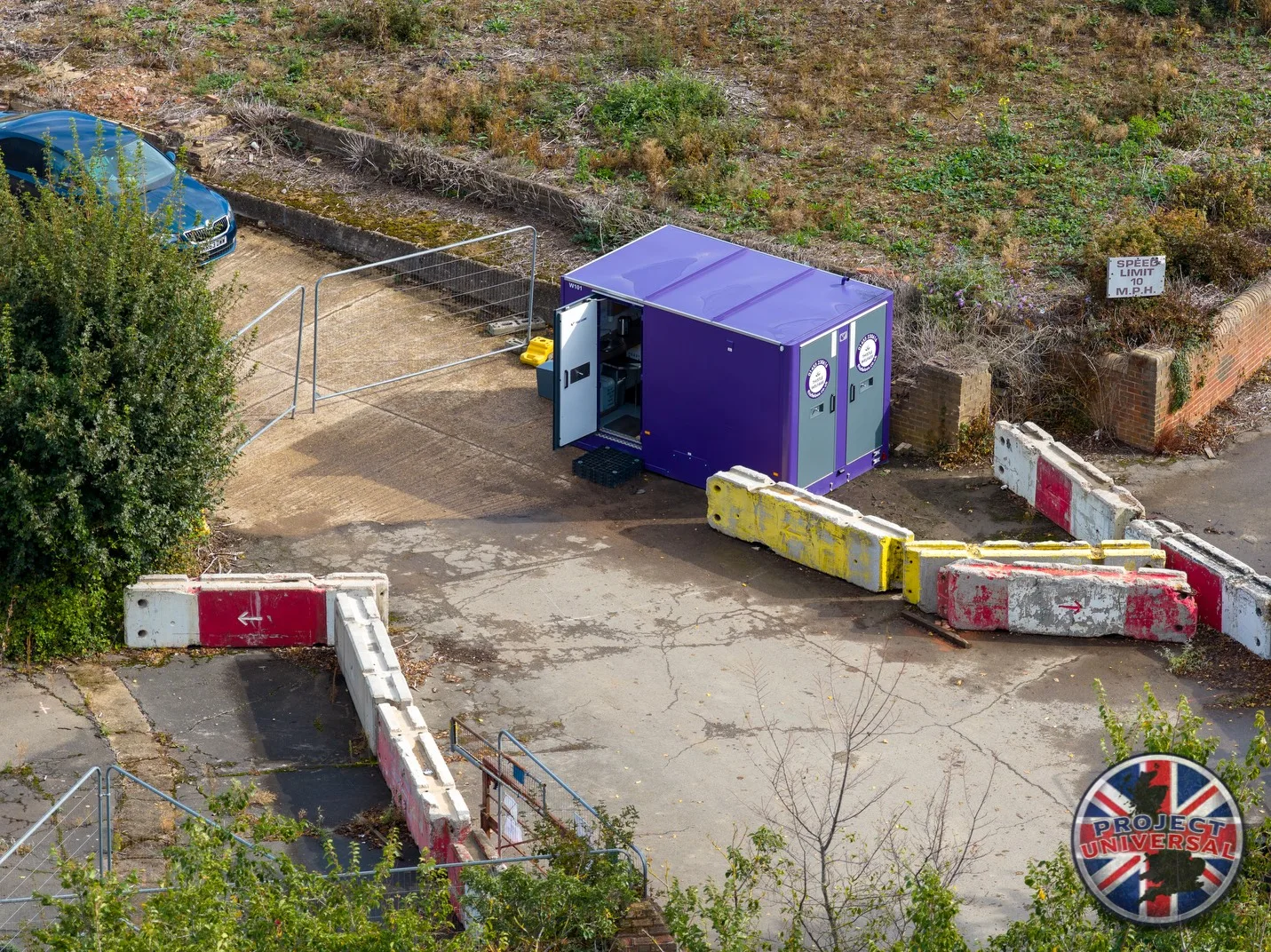 security hut universal studios uk construction sept25